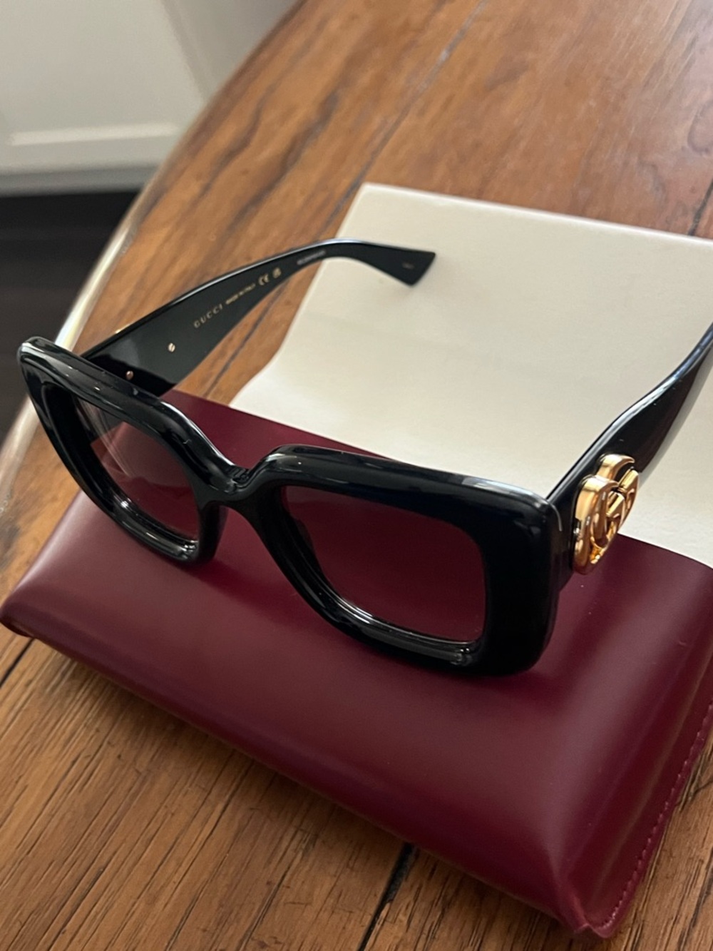 Gucci Black BUTTERFLY GOLD GG SUNGLASSES  50mm NEW $560 - Picture 13 of 14